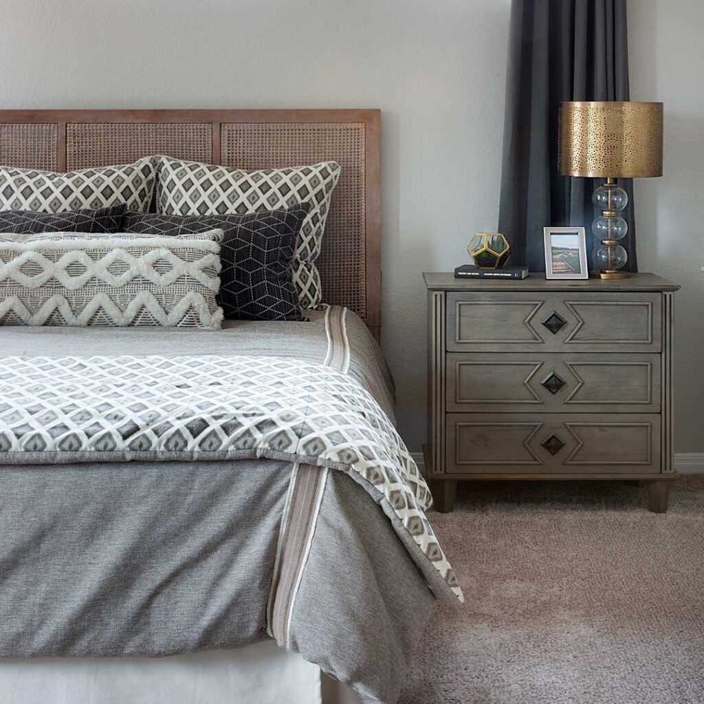 1080x1080 BEDROOM 14