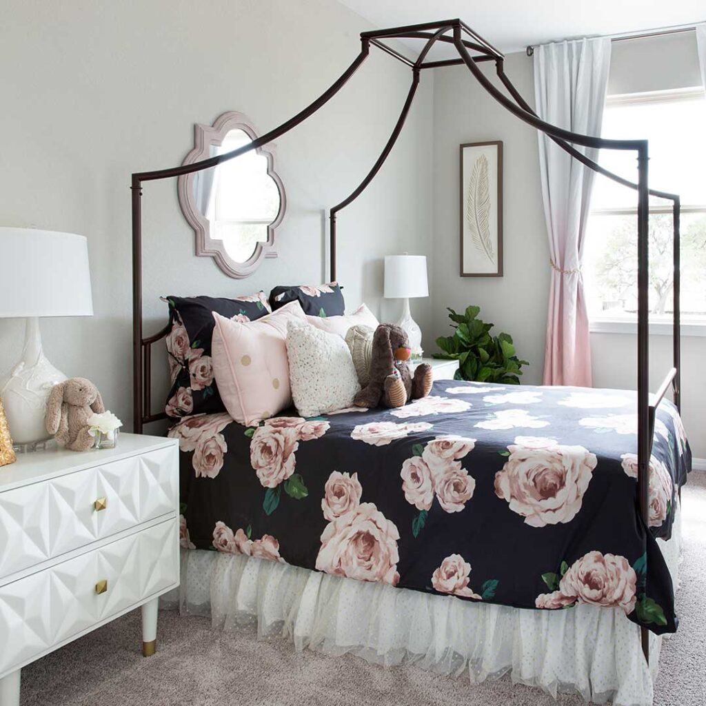 1080x1080 bedroom 06